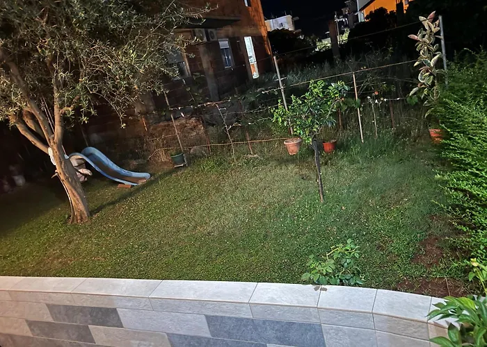 Gasthof Elmir Apartament's Ksamil