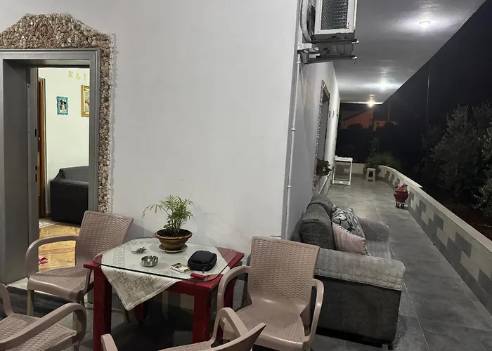 Elmir Apartament's Ksamil